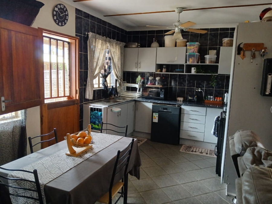 3 Bedroom Property for Sale in Bodorp North West
